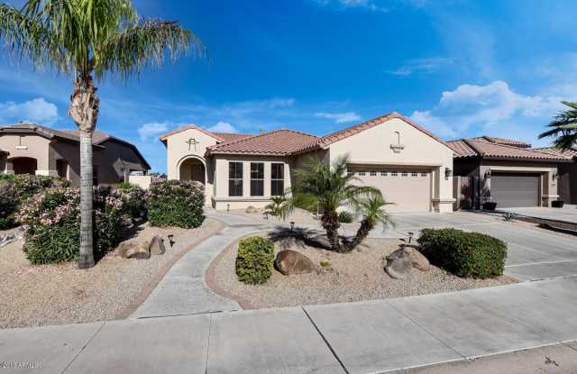 15672 W ROANOKE Avenue - 15672 West Roanoke Avenue, Goodyear, AZ 85395