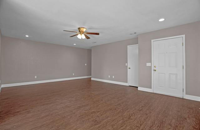 Updated 3-bedroom 2 bath home in Fayetteville!! Centrally Located!! Gallery 4