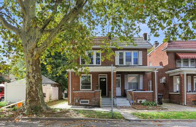 Charming 3 Bedroom 1.5 Bathroom Located in Uptown Harrisburg! - 2616 Reel Street, Harrisburg, PA 17110