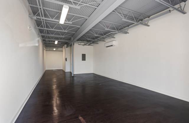 2806 Higgins Boulevard Gallery 4