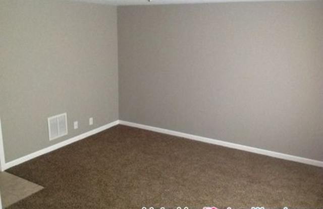 1300 Saint Anthony Parkway Gallery 3