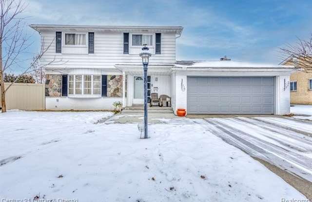 1286 Sherbourne Drive photos photos