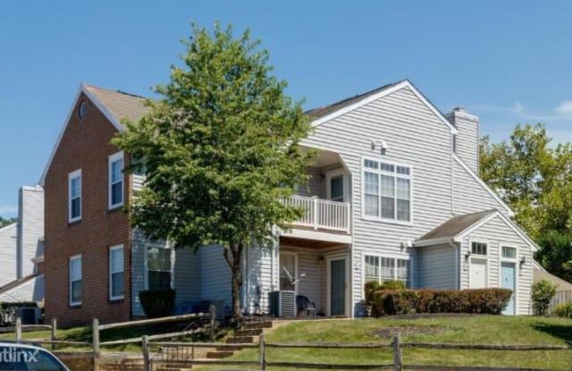 8796 Grasmere Ct - 8796 Grasmere Court, Oxon Hill, MD 20744