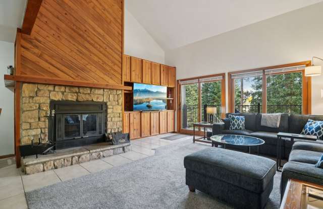 Serenity and Views with this 3 bedroom/3Bathroom Townhome in Buffalo Ridge photos photos