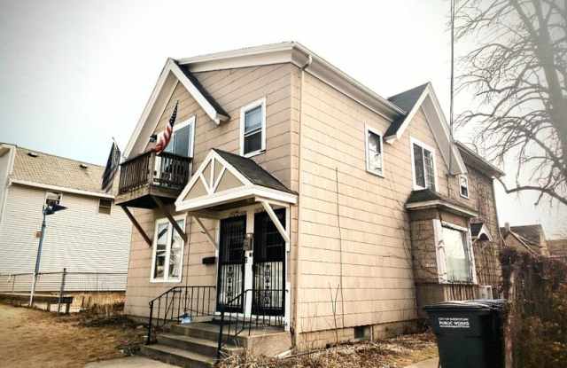 1507 Union Avenue - 1507 A - 1507 Union Avenue, Sheboygan, WI 53081