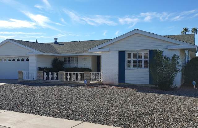 9519 W HIDDEN VALLEY Circle - 9519 West Hidden Valley Circle, Sun City, AZ 85351
