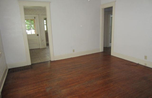 616 E Grand Gallery 3