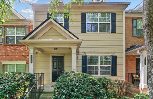 Tri-level Townhome in Charming Woodstock! photos photos