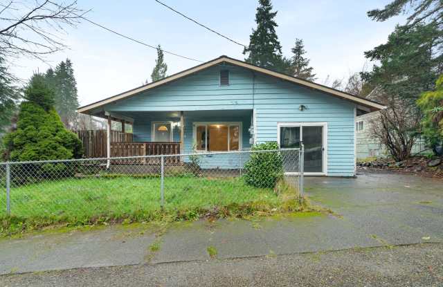 744 W Marcy St - 744 West Marcy Avenue, Montesano, WA 98563