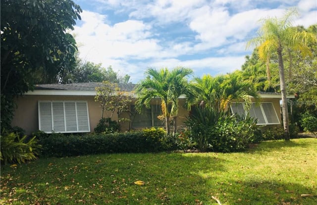 4040 POINSETTIA DRIVE - 4040 Poinsettia Drive, St. Pete Beach, FL 33706