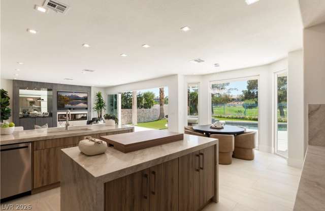 1833 Corta Bella Drive Gallery 4
