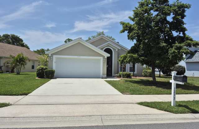 1233 Foxridge Place photos photos