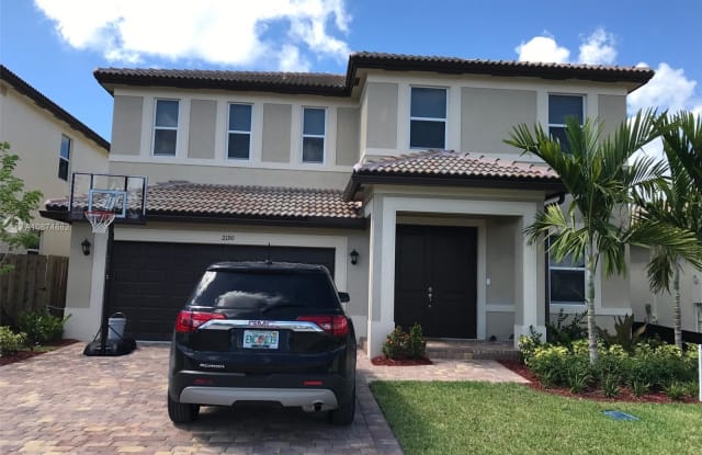 2190 SE 2nd St - 2190 Southeast 2nd Street, Homestead, FL 33033