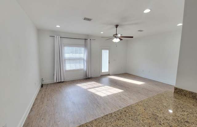 8825 Little Cormorant Lane photos photos