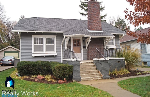 2255 Sewell Street - 2255 Sewell Street, Lincoln, NE 68502