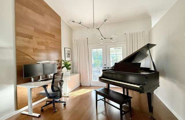 1774 Primrose Lane Gallery 2