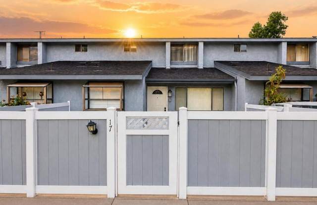 900 Sierra Madre Avenue - 17 photos photos