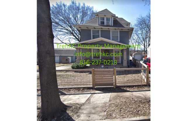 3612 Forest Avenue photos photos