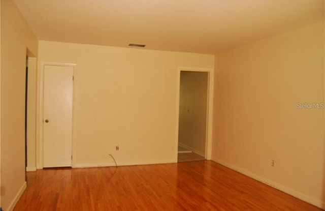 408 ALLAMANDA DRIVE Gallery 4