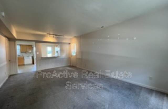 3021 Luxembourg Street - A Gallery 3