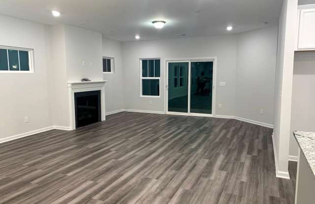 501 Sage Oak Lane Gallery 4