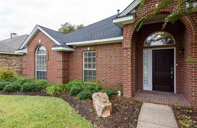 1415 Mapleview Drive Gallery 4
