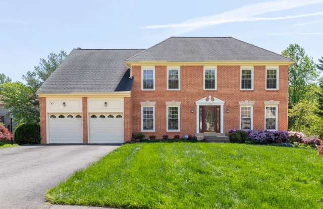 STUNNINGLY UPDATED HOME IN MANORS OF PARK RIDGE - STAFFORD photos photos