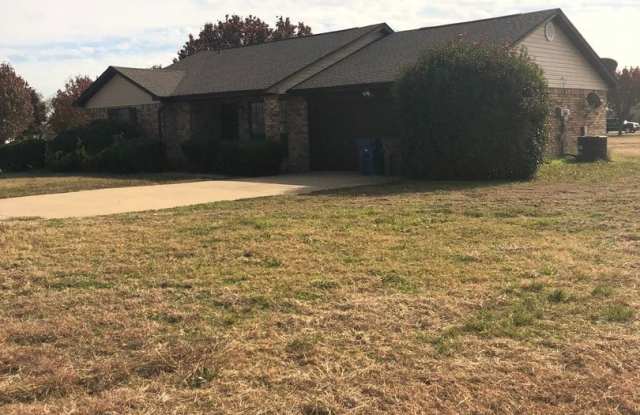 9641 Lonesome Dove Road Gallery 4