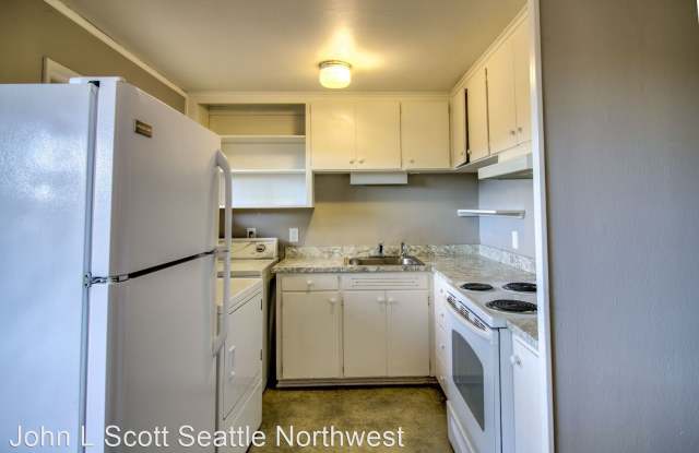 21509 54th Place West Gallery 4