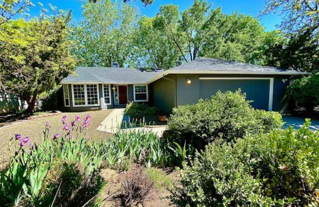 4 Bedroom 2 bath Home in NW Boise photos photos