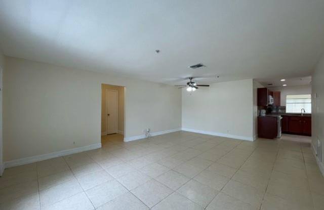 22744 SW 55TH Avenue, Boca Raton  (Unincorporated) , FL 33433 Gallery 3