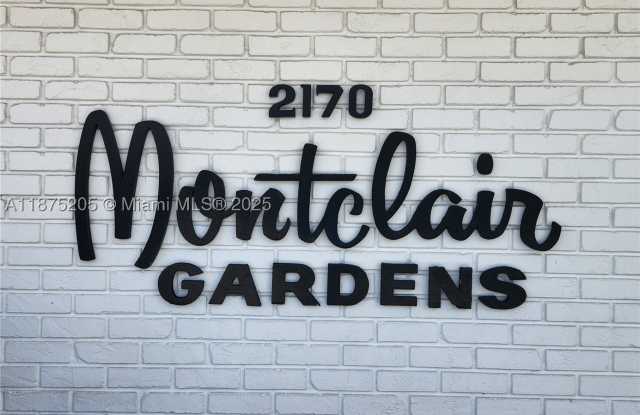 2170 NE 51st Ct Gallery 3