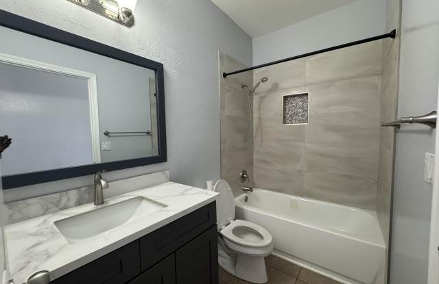 16401 N 39TH Place Gallery 1
