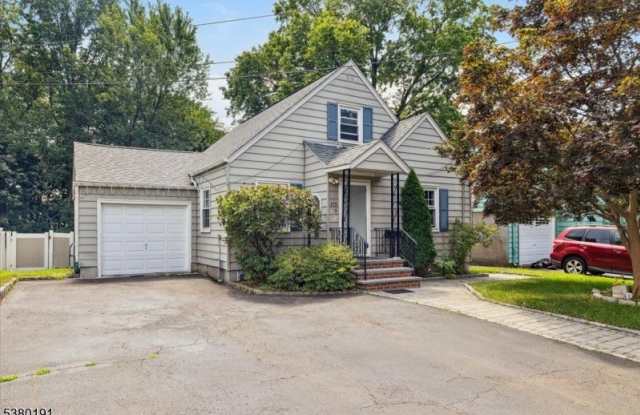 499 Mount Prospect Ave photos photos