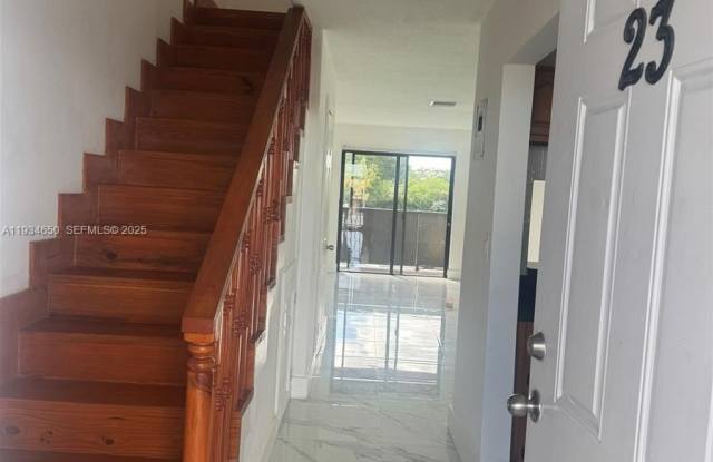 1551 W 7th Ct photos photos 1551 W 7th Ct photos photos