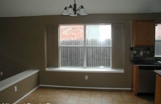 4929 Prestwick Drive Gallery 3