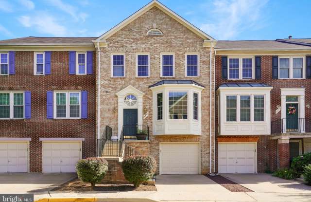 2243 JOURNET Drive - 2243 Journet Drive, Dunn Loring, VA 22027