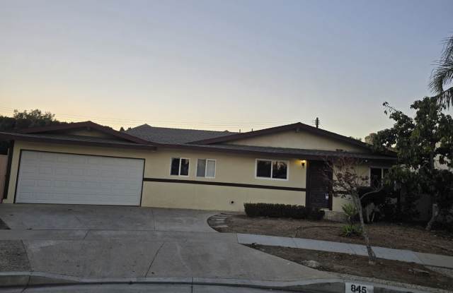 Beatiful and spacious Rental in Anaheim for Lease - 845 South Canoga Street, Anaheim, CA 92804