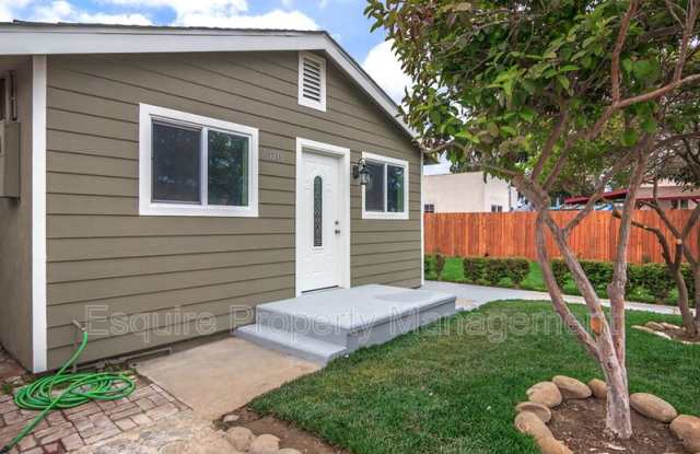 1218 N. OLIVE ST photos photos