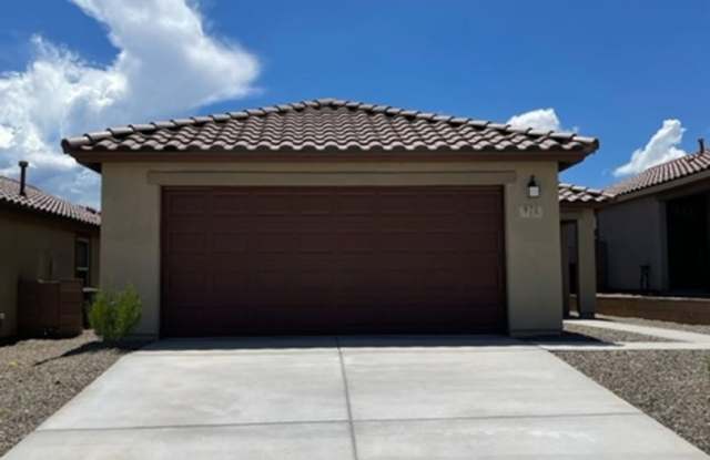 Sahuarita- 3 bedroom/ 2 bathroom single story home photos photos