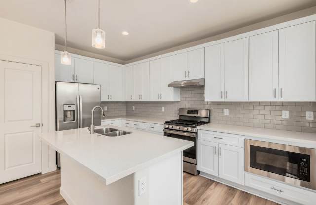 BEAUTIFUL PHOENIX HOME IN GATED COMMUNITY! photos photos