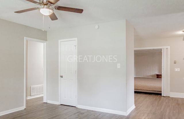 101 Prairie Boulevard Gallery 4