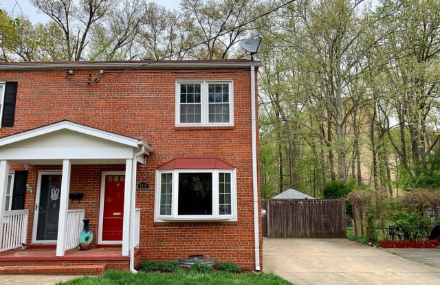 1215 S BUCHANAN ST - 1215 South Buchanan Street, Arlington, VA 22204