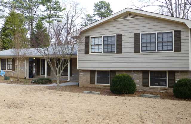 Hard to Find Rental Home in Heart of Dunwoody photos photos