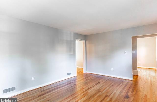 2759 GEORGE MASON Road Gallery 4