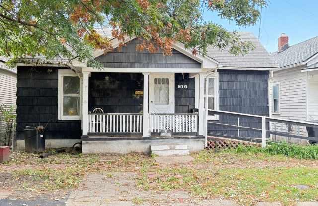 810 S 23rd St. St. Joseph, MO 64507 Gallery 1