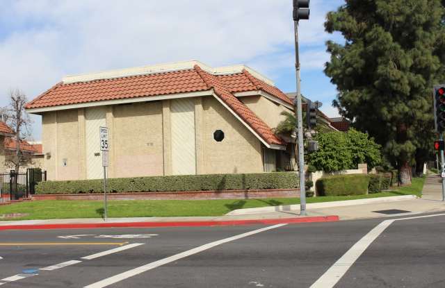 2 bedroom/2 bath condo located in the Tanglewood Villas of Pomona! photos photos