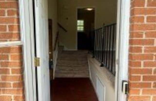 6518 Jamaica Court Gallery 2