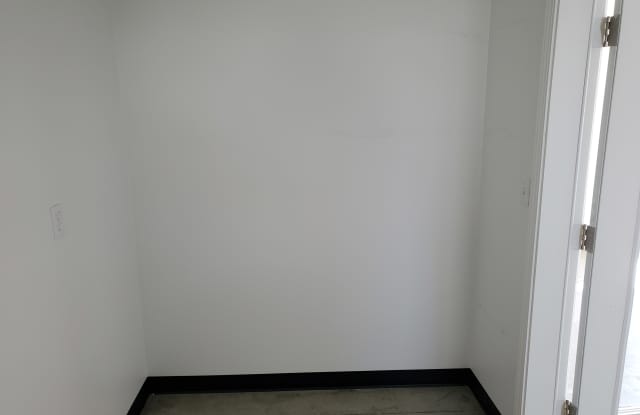 6214 Portal Way # G2 Gallery 3