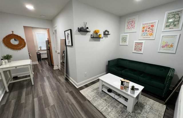 830 E Broadway Gallery 2